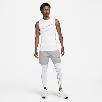 Nike THE NIKE TEE M ホワイト タンクトップ2点セット Nike THE NIKE TEE M ホワイト タンクトップ2点セット Tシャツ
